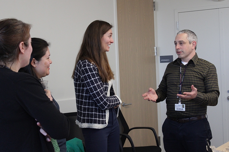 Clinical project leads in conversation
